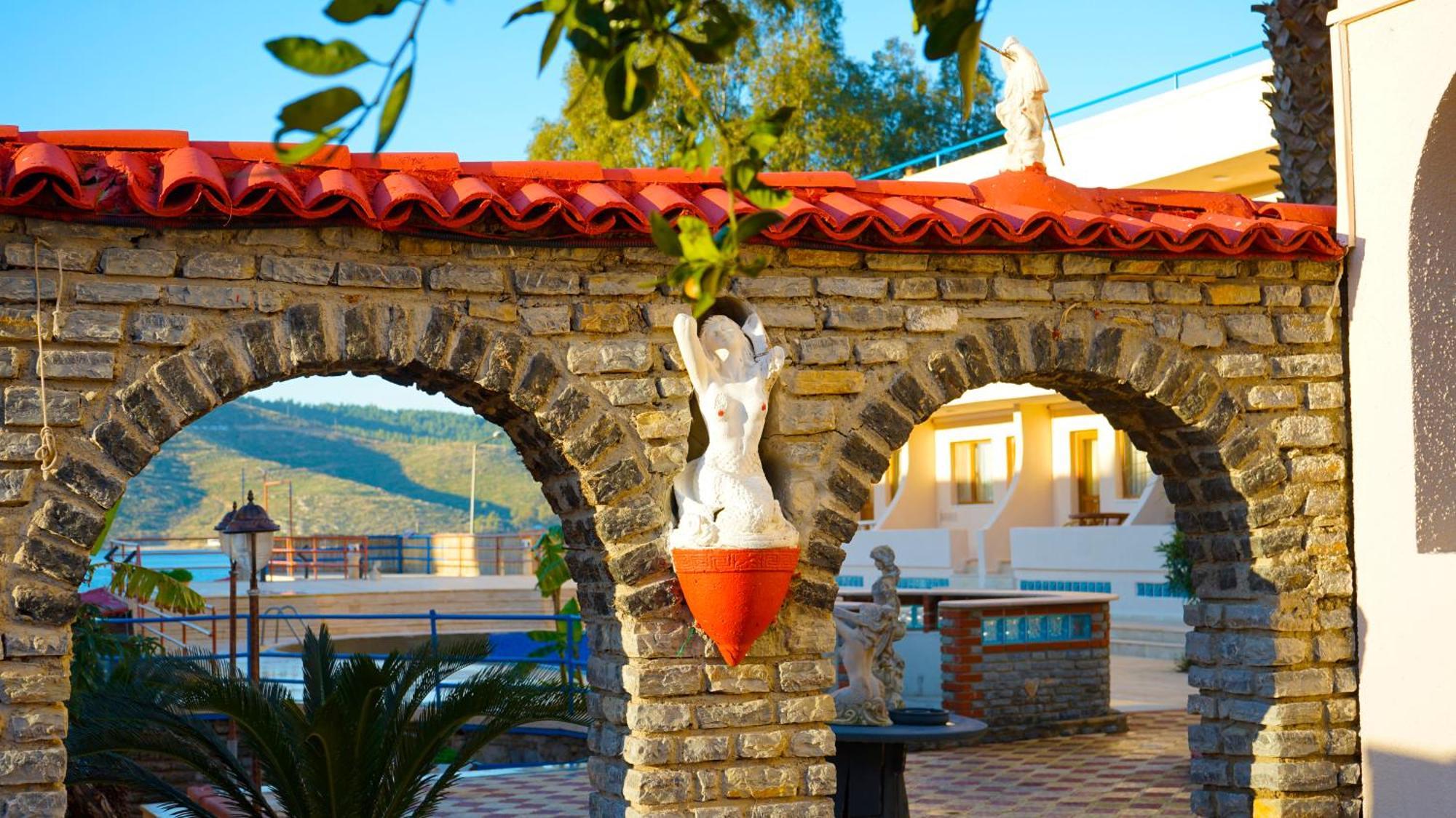 Club Aquarium Hotel & Spa Guvercinlik  Luaran gambar