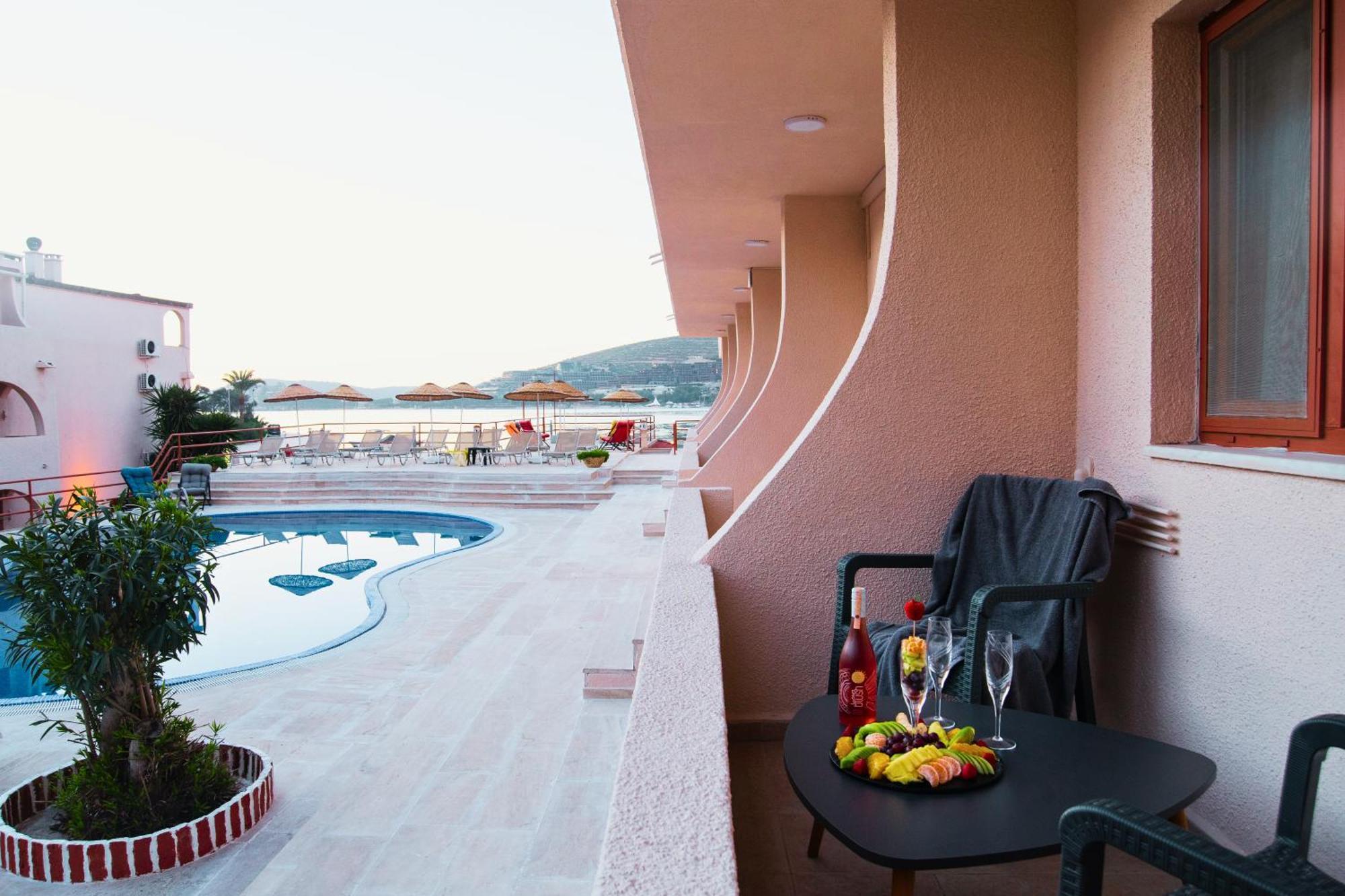 Club Aquarium Hotel & Spa Guvercinlik  Luaran gambar