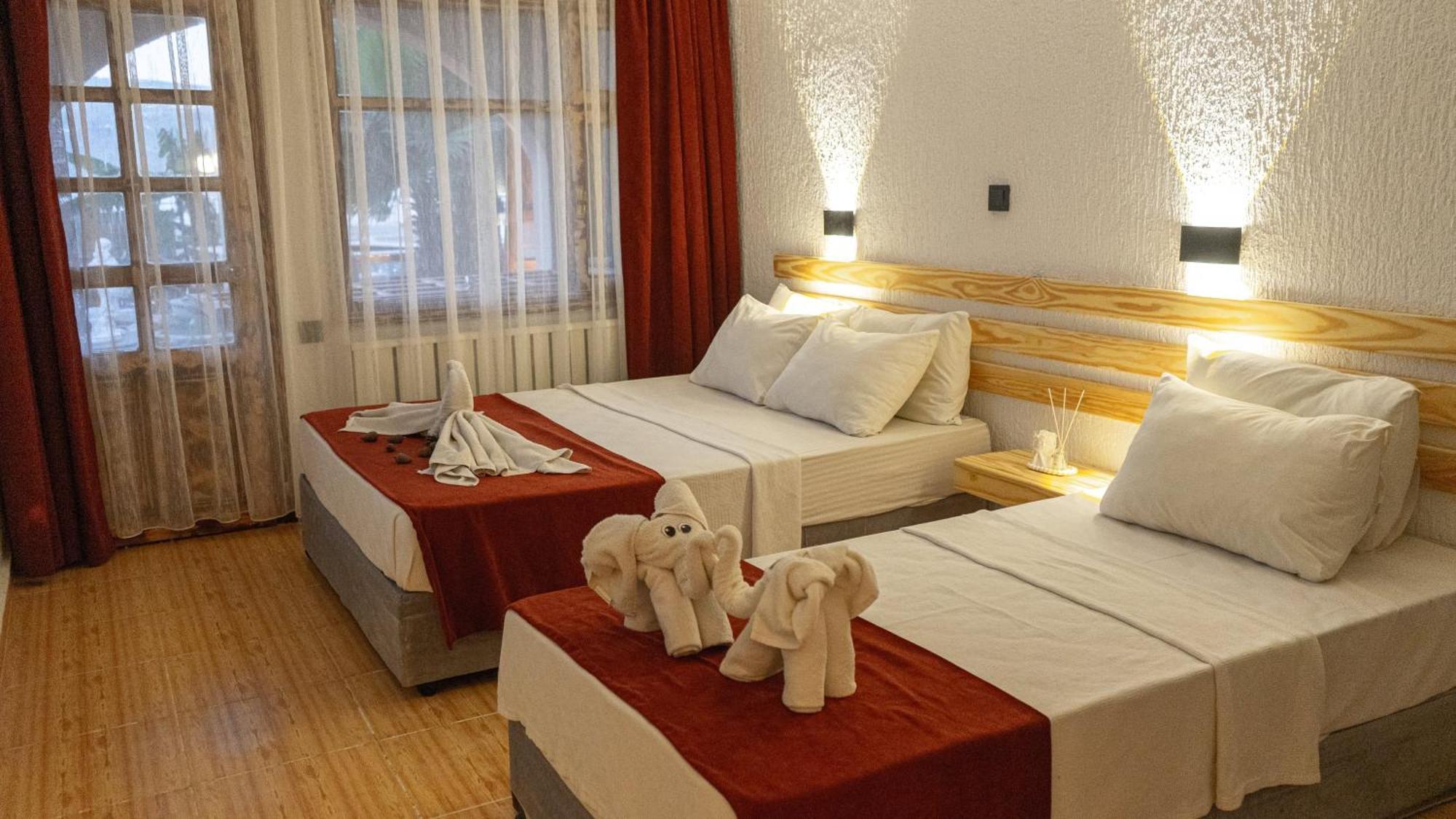 Club Aquarium Hotel & Spa Guvercinlik  Luaran gambar