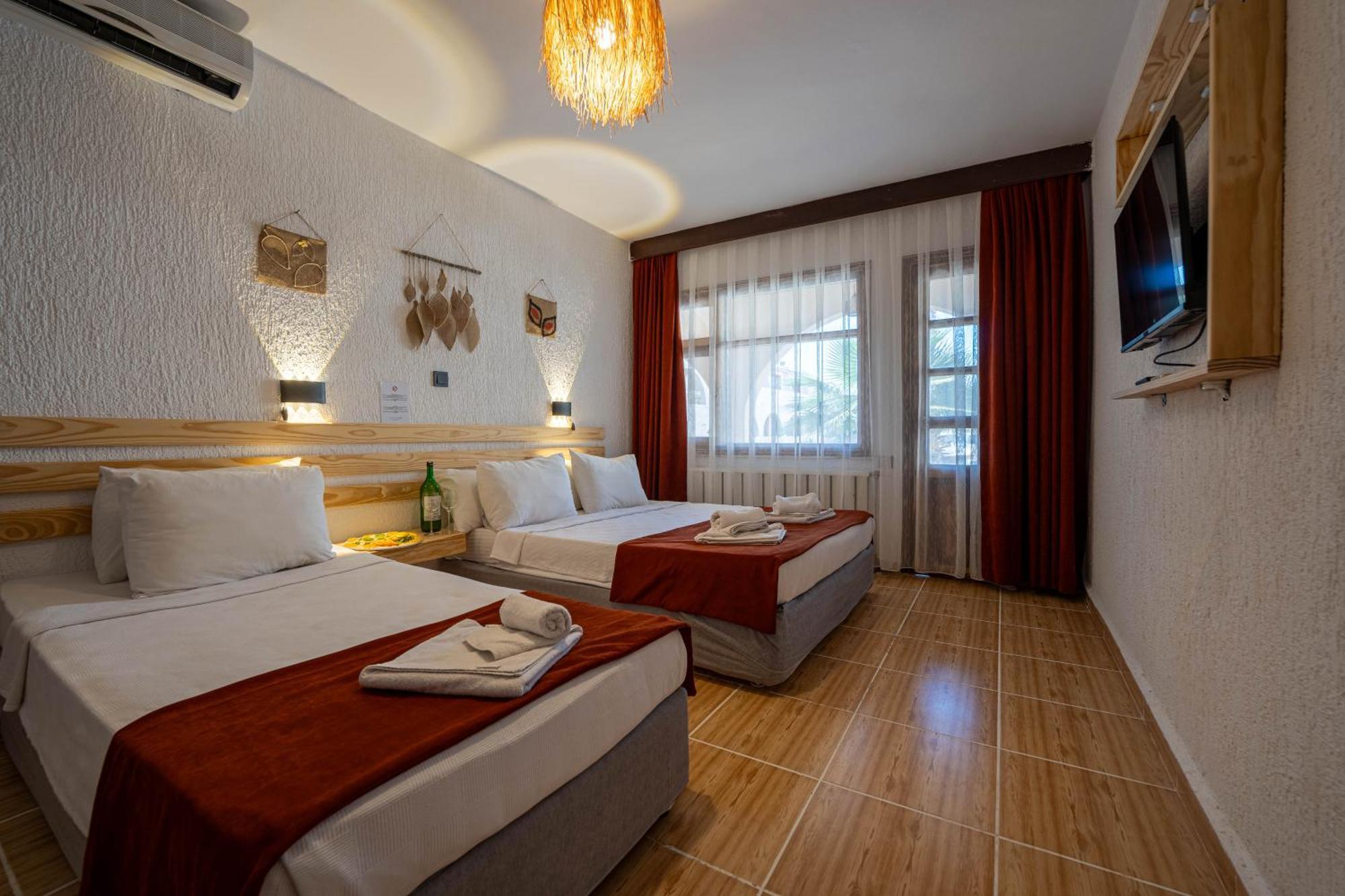 Club Aquarium Hotel & Spa Guvercinlik  Luaran gambar